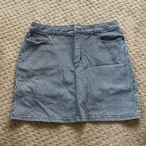 Croft & Barrow Blue Striped Skort